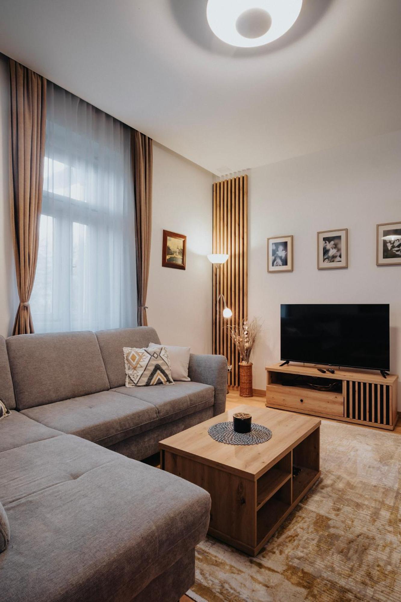 Vila Kollar วิสโซเค ดาตรี ภายนอก รูปภาพ